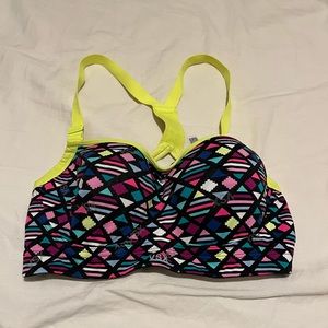 NWOT VSX Sport Victoria Secret Sports Bra Geometric Pattern